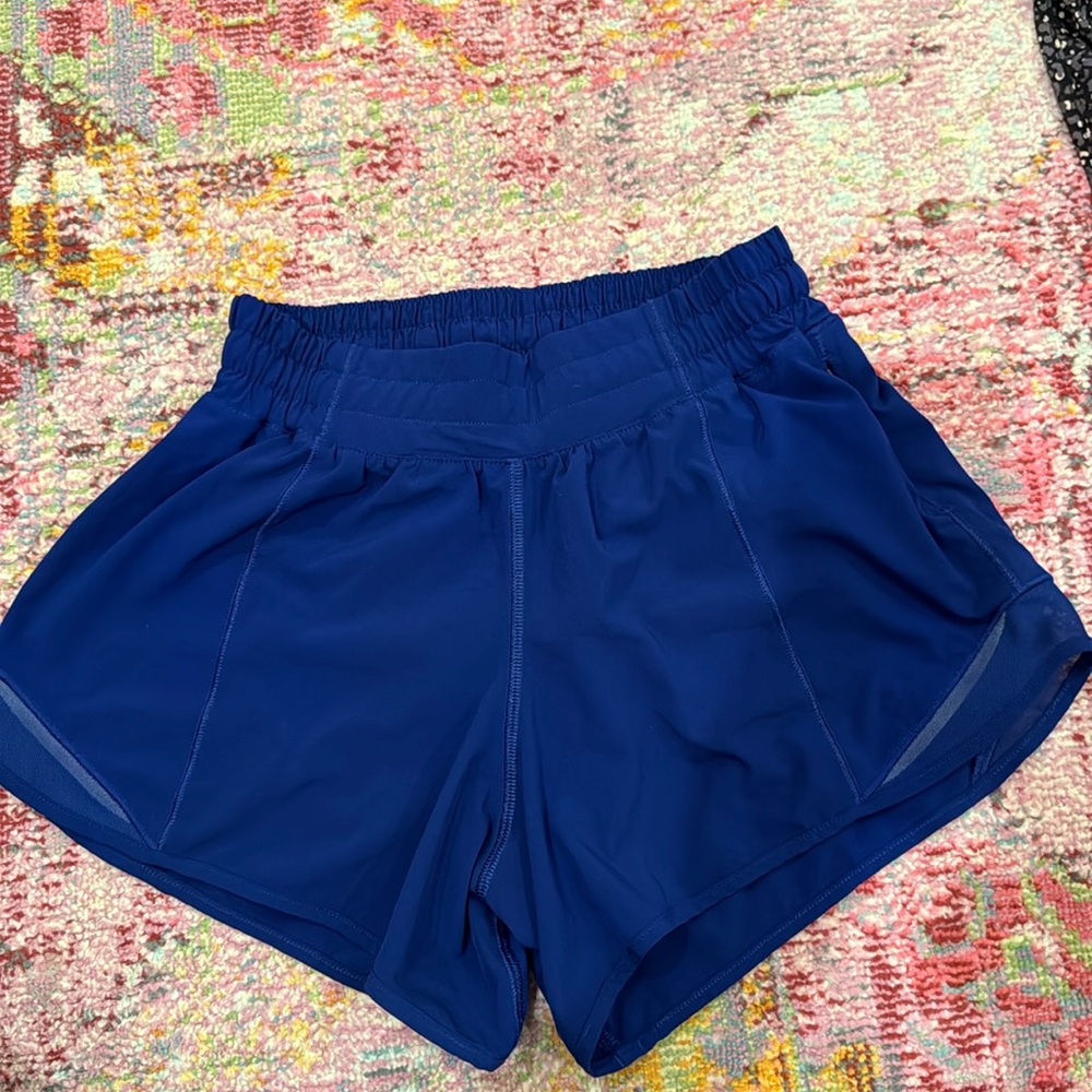 Lululemon hotty hot shorts, 4 in inseam